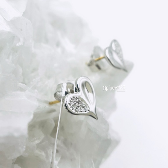 NWT Judith Ripka Eros Diamond Heart Stud Earrings - Picture 2 of 12